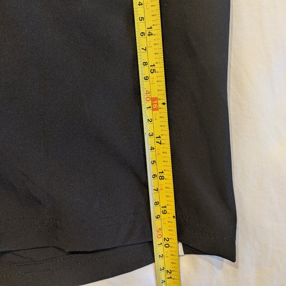 Louis Garneau Women’s Bike Walking Padded Pockets Reflective Black Short… - Picture 10 of 13